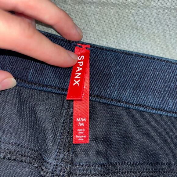 SPANX ShapeEveryWear Ankle Skinny Jeans Dark Wash|Sz Medium 8/10 Pull-On Stretch - Picture 11 of 13